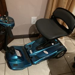 Foldable electric chair
