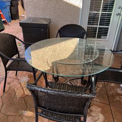 Patio Furniture Table And Chairs 