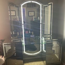Vanity 