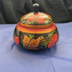 Russian Lacquered Trinket Bowl