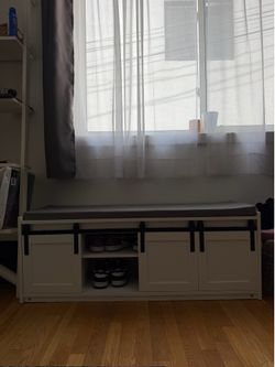 Entryway shoe cabinet & bench with sliding doors