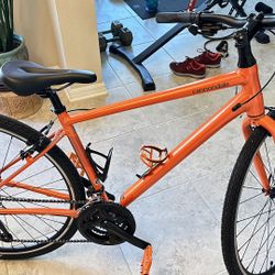 Cannondale Hybrid Bicycle 