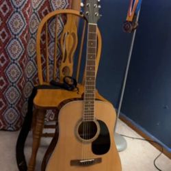 Trading this acoustic guitar for a small classic guitar