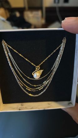 Gold Swan Pearl Pendant Necklace Set All 10k genuine pearl