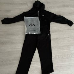 alo set tracksuit