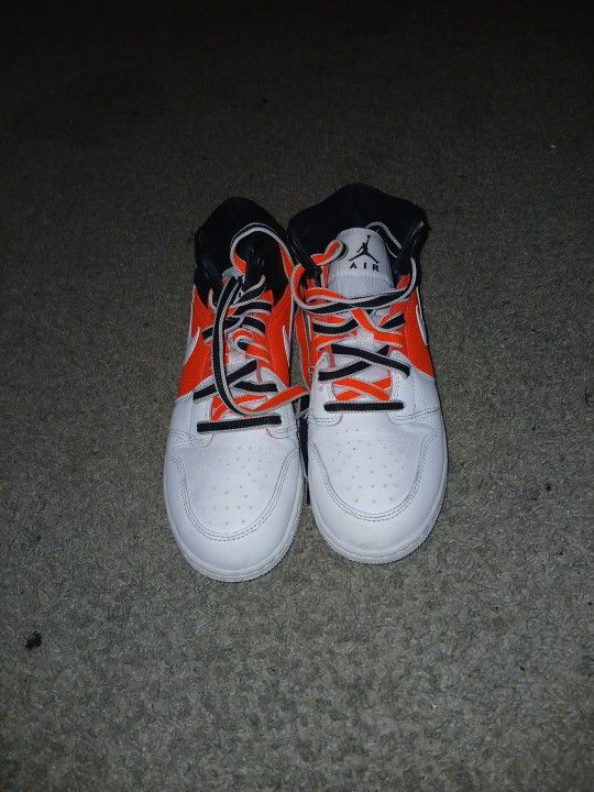 Air Jordan's ACCEPTING TRADES