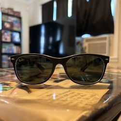 Ray-Ban Sunglasses 