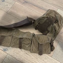 LIKE NEW Star Wars Bandolier Bag Galaxys Edge Poe Dameron Shoulder Pouch Disney Parks