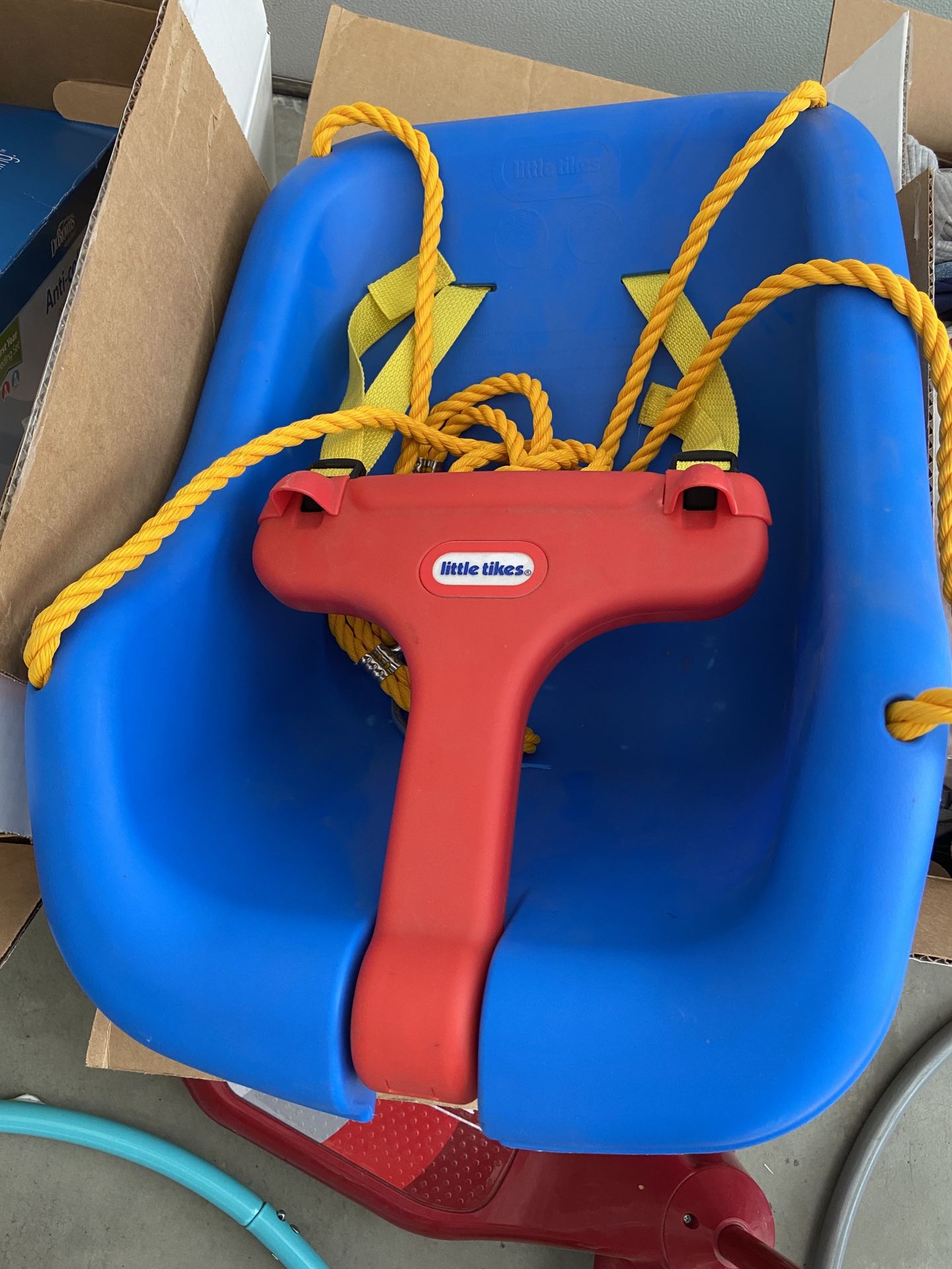 Kids Swing- Little tikes