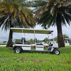 6-Passenger Golf Cart White Extended