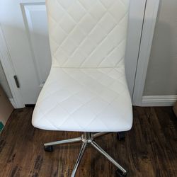 GLAM DIAMOND TUFTED WHITE OFFWHITE ROLLING ADJUSTABLE DESK CHAIR