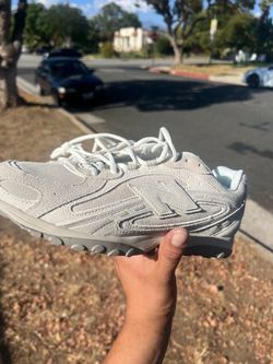 New Balance 204L size 10.5