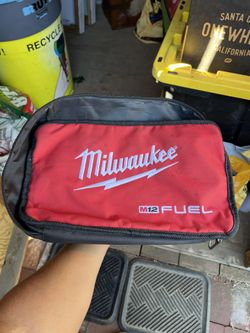 milwaukee m12 fuel 14 inch bag