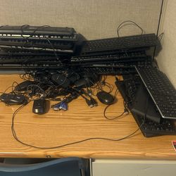 Gently Used Keyboards And Mouse’s And Headphones Only 15 Bucks Per Set