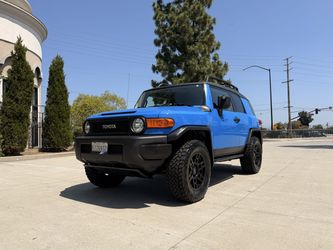 2007 Toyota FJ Cruiser 4x4 - TRD Wheels - Clean Carfax - Free Warranty!!!