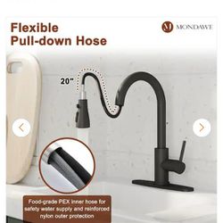 Luxury Single-Handle 3-Spray Pull Down Sprayer Kitchen Faucets with Deck Plate in Matte Black Tulip