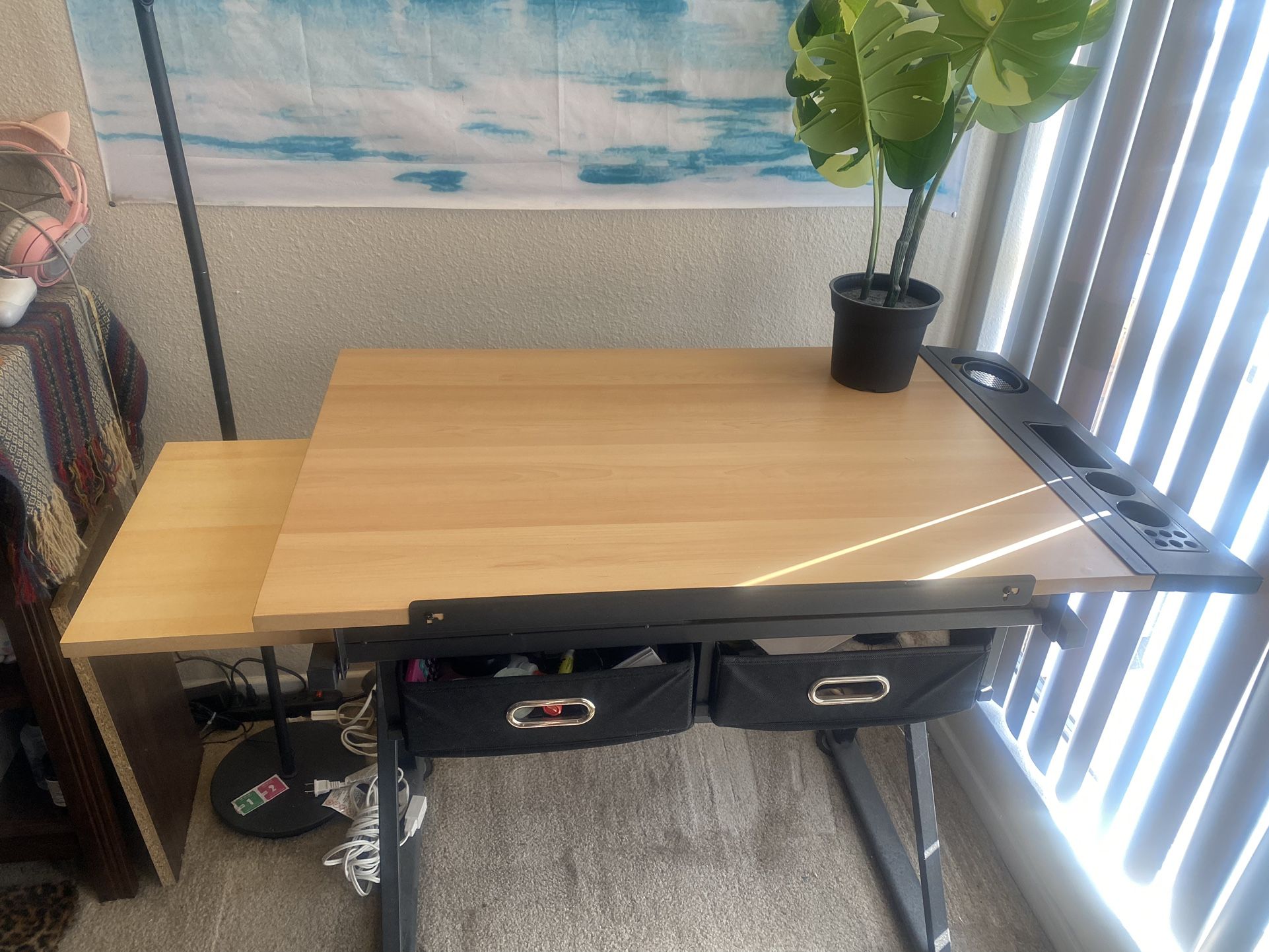 Artist Desk