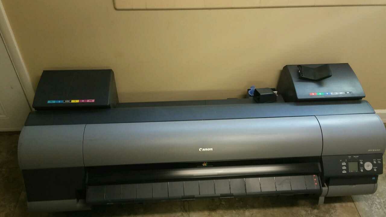 Vynal sign printer