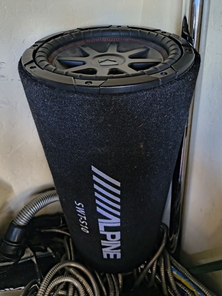10" Sub+JBL 600w Amp+Power Regulator.