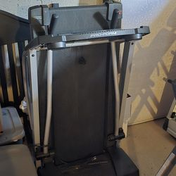Treadmill 30$ 