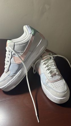 Women’s shoe, Nike