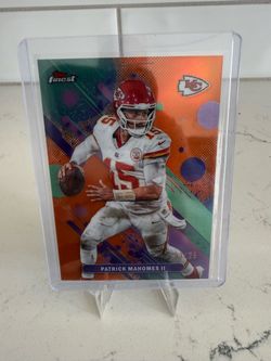 Patrick Mahomes II Topps Finest Orange Refractor /25