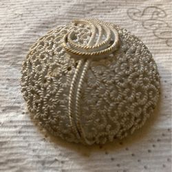 1970s White Enamel Broach Trifari 