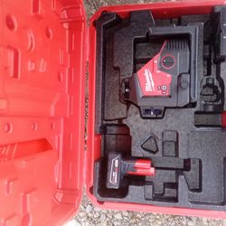 Milwaukee 360 Laser