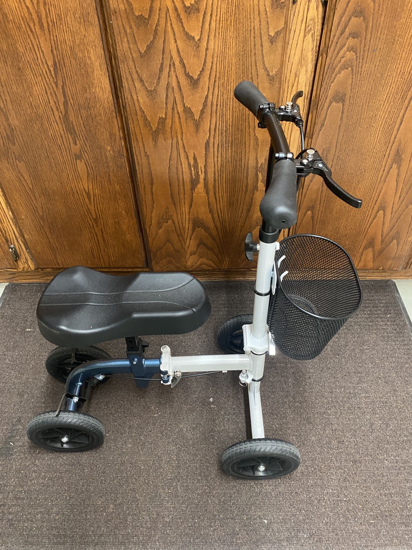Knee Rehabilitation Scooter