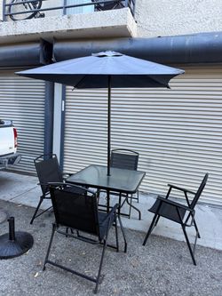 Outdoor Patio Table and Chair Set with Umbrella