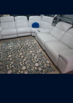 SECTIONAL GENUINE LEATHER RECLINER ELECTRIC ⚡ WHITE COLOR.. DELIVERY SERVICE AVAILABLE 🚚✅