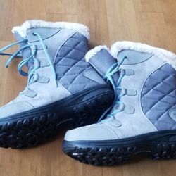 Columbia Women Winter Boots Size 9 $40