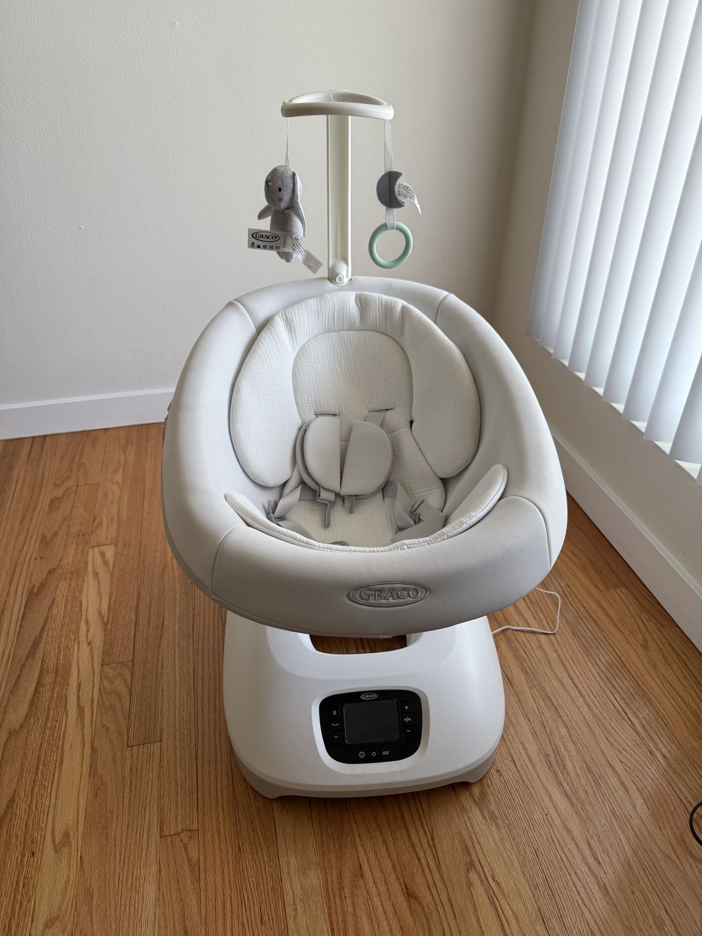 Graco SmartSense Baby Swing