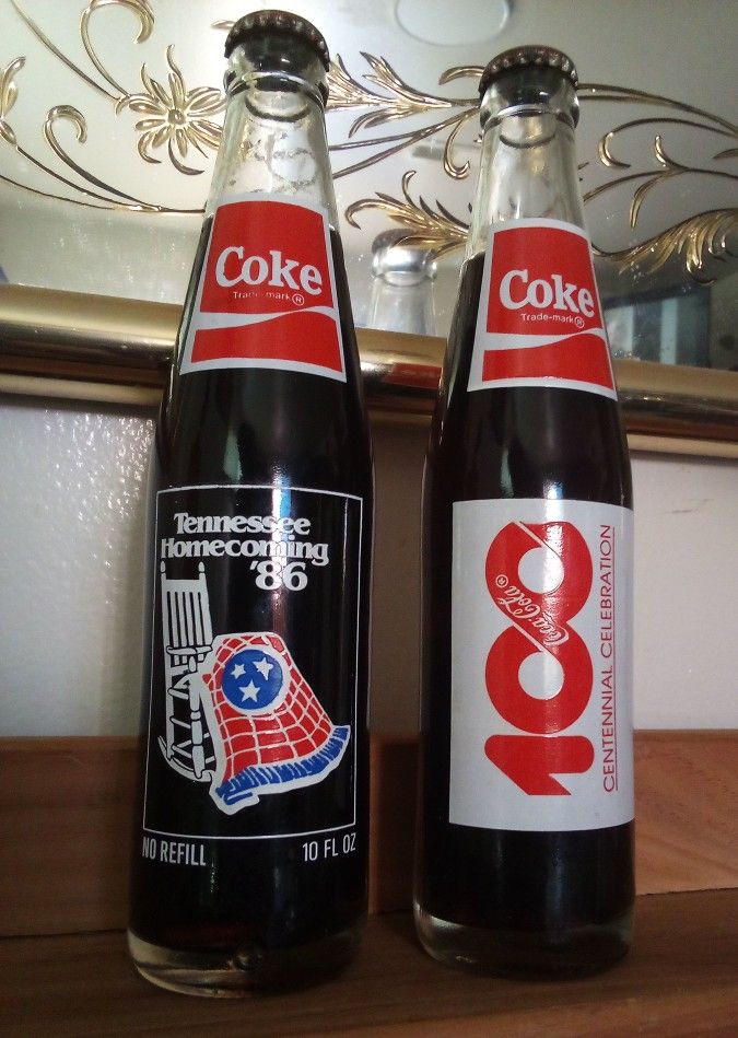 (2) Vintage 1986 Tennessee Homecoming Centennial 10 FL OZ Coke Bottle (Sealed)