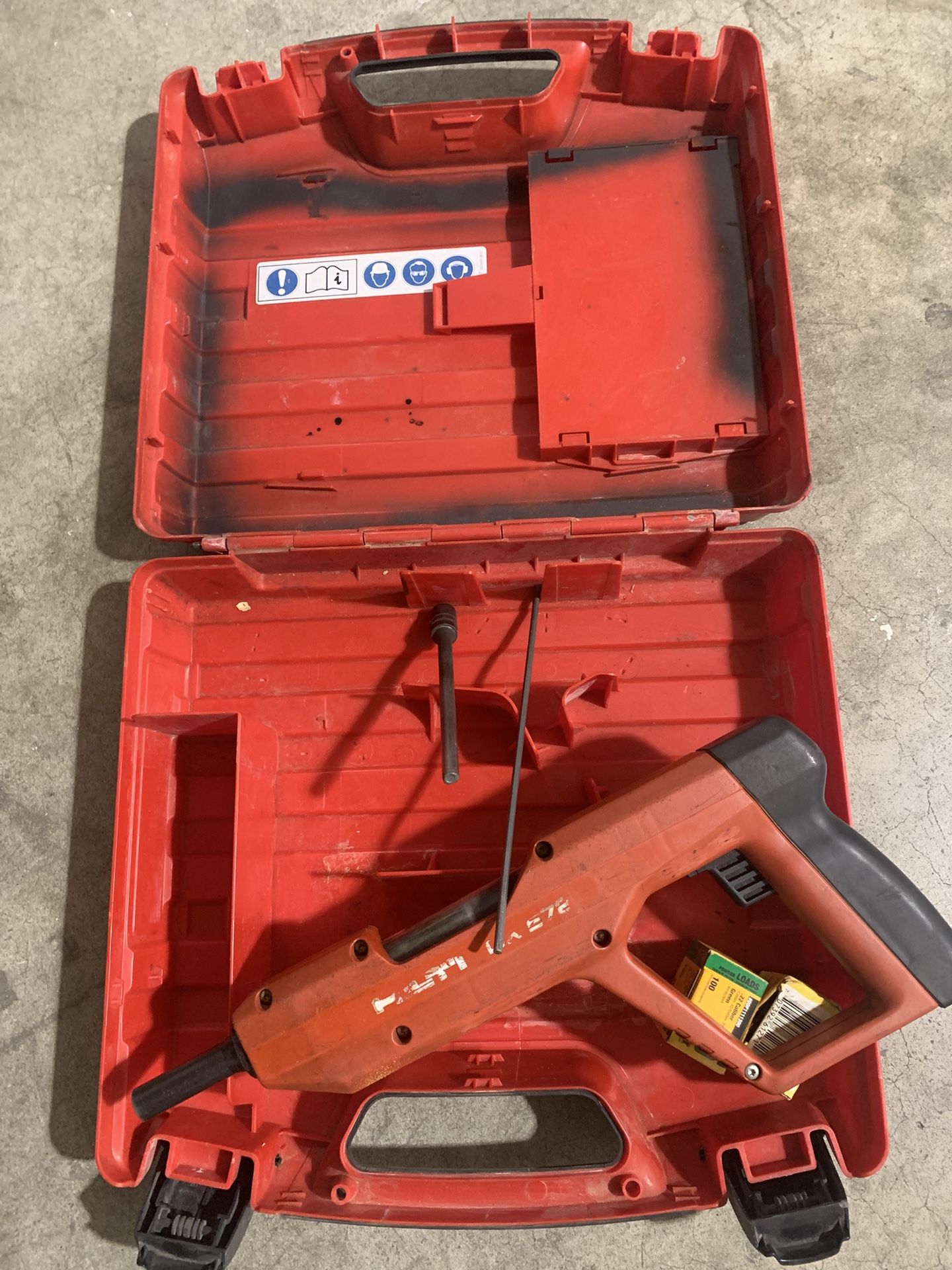 Hilti DX E72 Powder Actuated Nailer Nail Gun