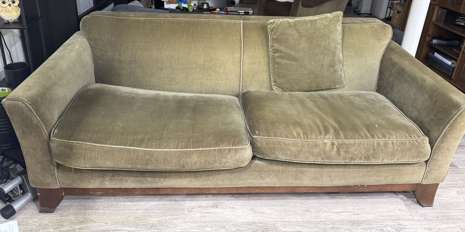 Comfy Set Of Sofa