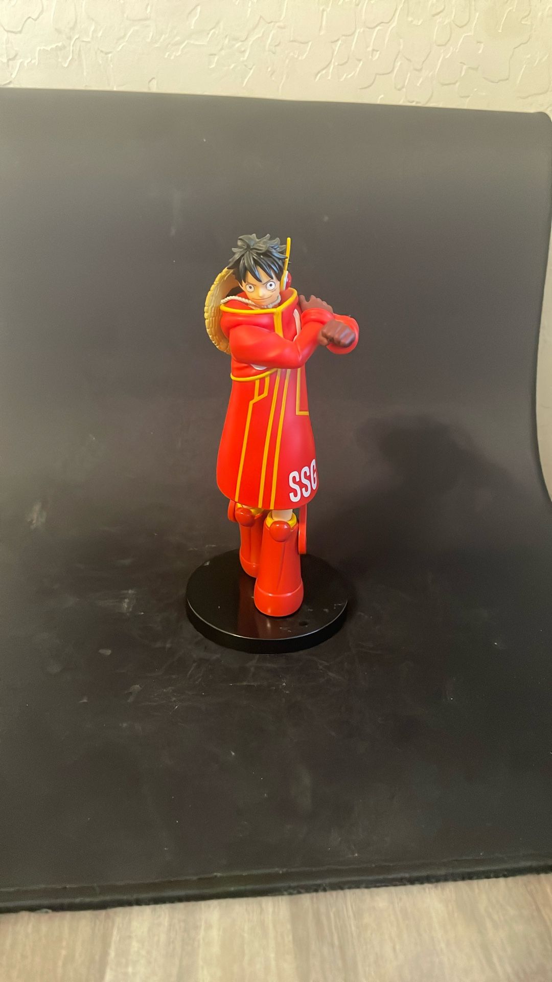 Banpresto One Piece The Shukko-Monkey.D.Luffy Egghead Ver. DXF figure