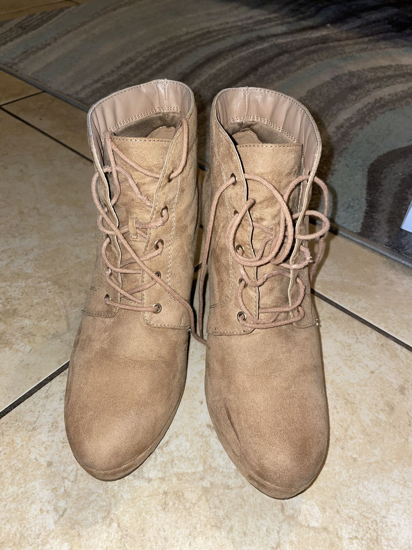 Women’s boots