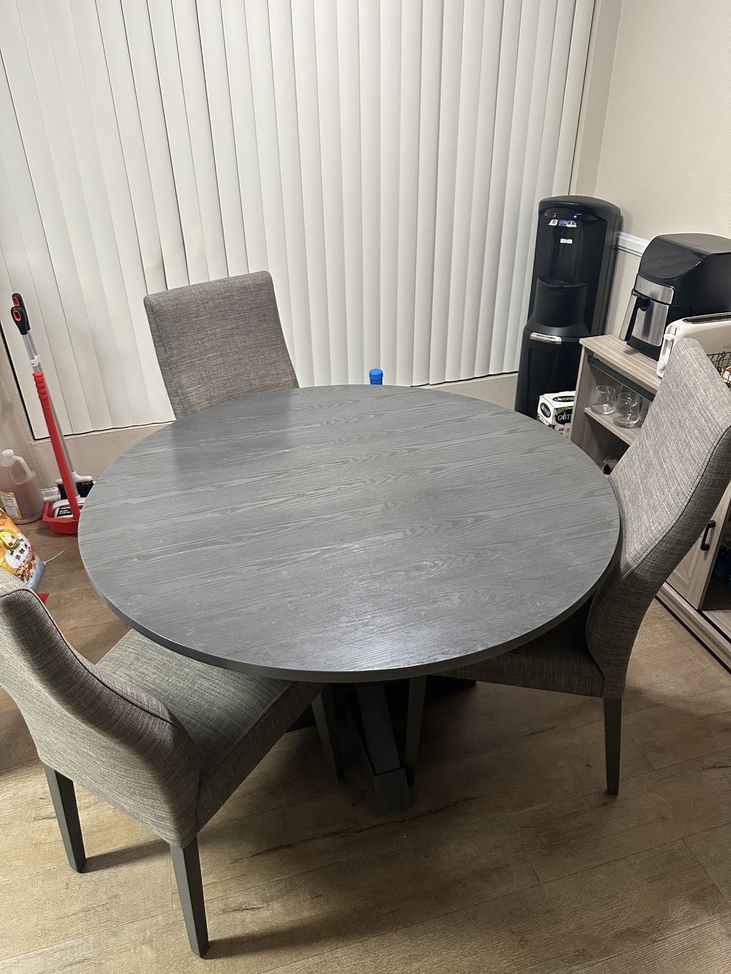 Round Dining Table