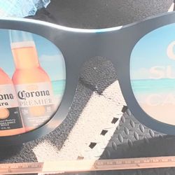 Vintage Wooden Decorative Glasses Decor