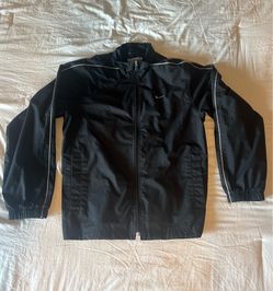 Nike, Light Weight full-zip Windbreaker/running jacket, BLACK, Small Breathable Fit
