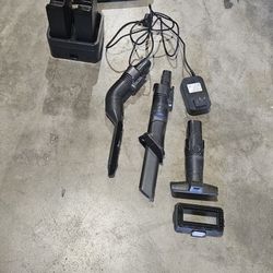 Shark Battery Powered Upright/handheld Vacuum 