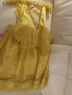 belle costume