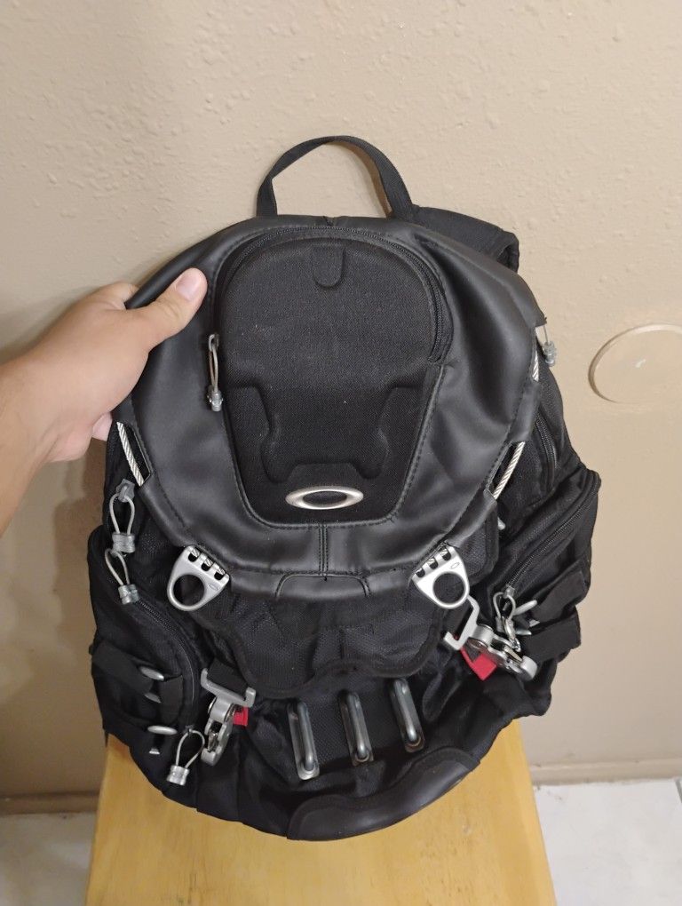 Oakley Bathroom Sink Rc Backpack