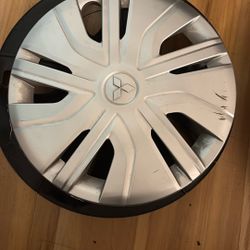 Mitsubishi Hubcap