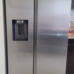 Samsung Refrigerator 