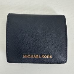 Michealkors Button Up Women’s Wallet