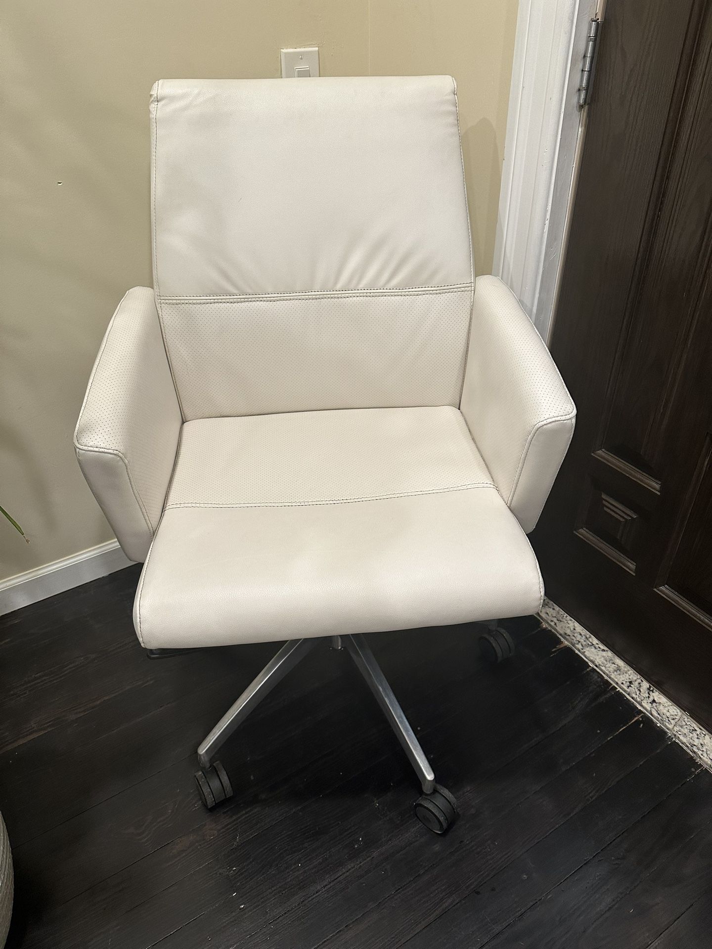 Zuo Modern Office Chairs