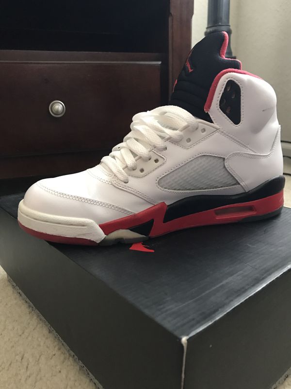 Selling my Air Jordan V âFire Redâ Size 9.5 for Sale in Augusta, GA - OfferUp
