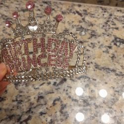 Birthday Crown$3